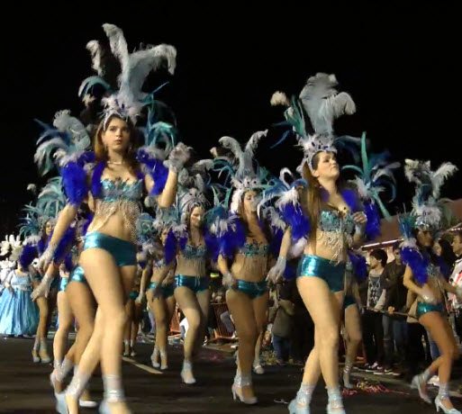 Karneval auf Madeira - Samba Tänzerinnen