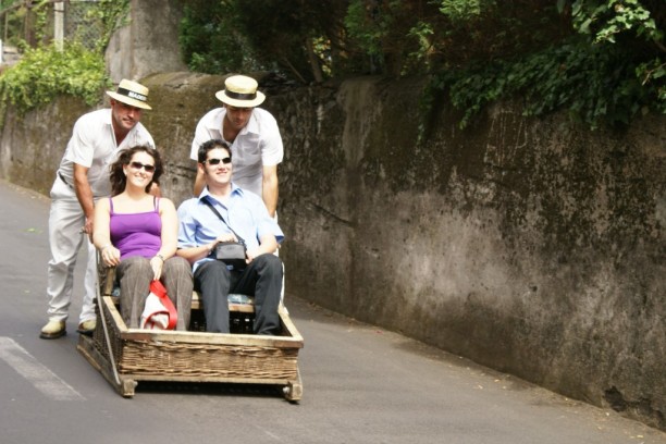 Korbschlitten Fahrt auf Madeira