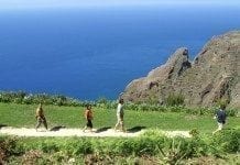 Barfußpfad auf Madeira – ein Erlebnis für die Sinne mit herrlichem Ausblick Barfusspfad bei Calheta